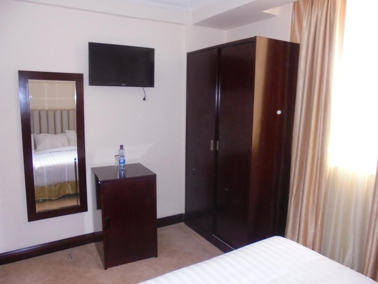Hometown Addis Hotel Addis Ababa Exterior foto