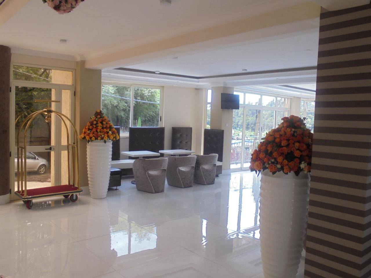 Hometown Addis Hotel Addis Ababa Exterior foto